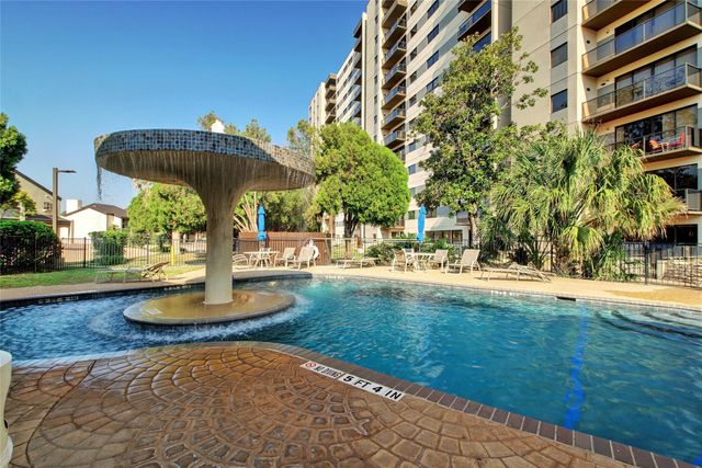 40 N Interstate Hwy 35 6B3, Austin, TX 78701