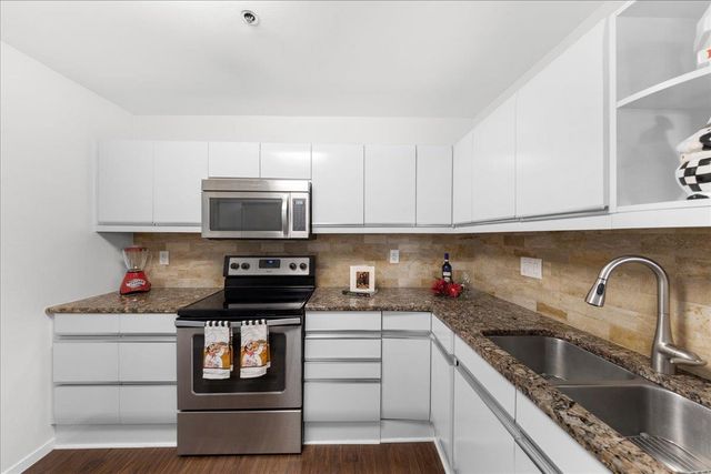 40 N Interstate Hwy 35 6B3, Austin, TX 78701