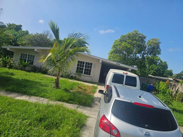 6134 HOGAN CREEK Road, Margate, FL 33063