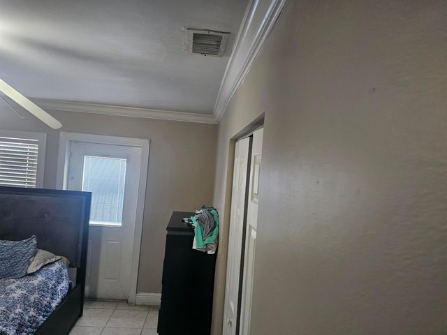 6134 HOGAN CREEK Road, Margate, FL 33063