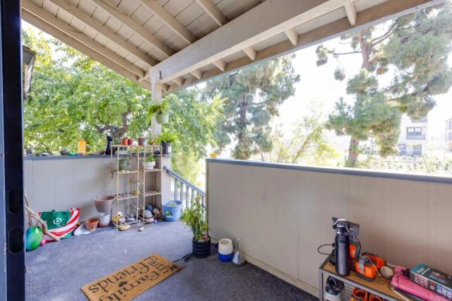 221 Stage Coach Road, Oceanside, CA 92057
