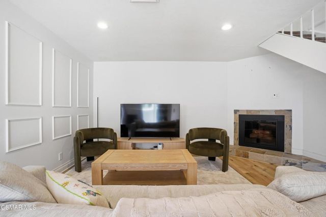 3728 Summershore Lane, Westlake Village, CA 91361