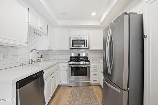 3728 Summershore Lane, Westlake Village, CA 91361