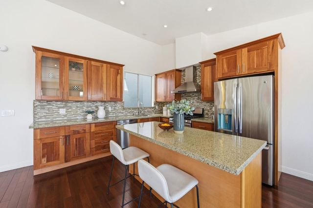1140 Brussels Street, San Francisco, CA 94134