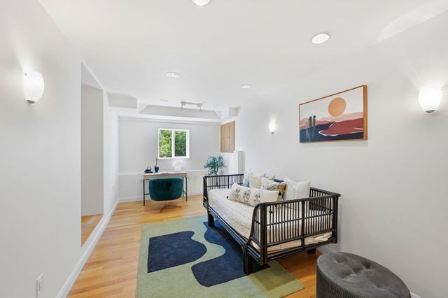 1140 Brussels Street, San Francisco, CA 94134