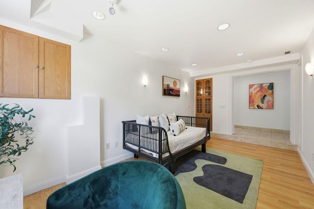 1140 Brussels Street, San Francisco, CA 94134