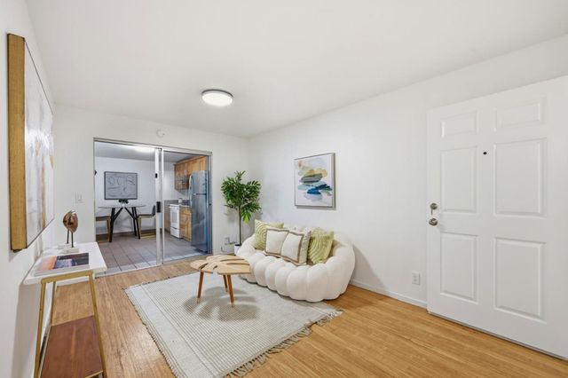 1140 Brussels Street, San Francisco, CA 94134