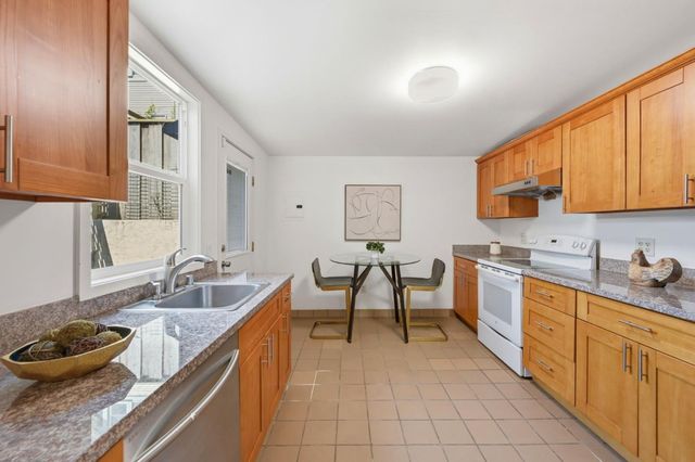1140 Brussels Street, San Francisco, CA 94134