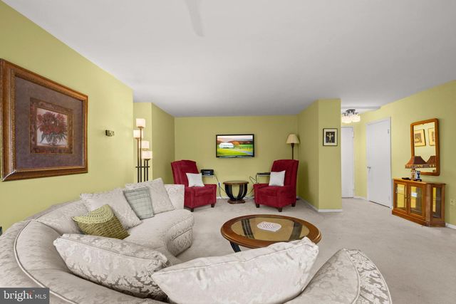 8830 PINEY BRANCH RD #206, Silver Spring, MD 20903