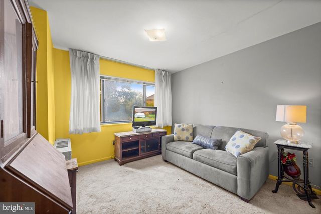 8830 PINEY BRANCH RD #206, Silver Spring, MD 20903