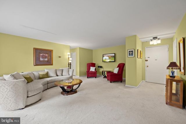 8830 PINEY BRANCH RD #206, Silver Spring, MD 20903