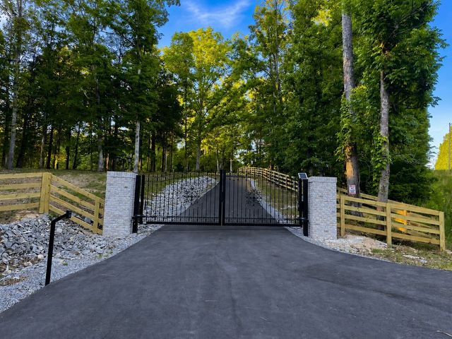 7948 Daugherty Capley Rd, Primm Springs, TN 38476