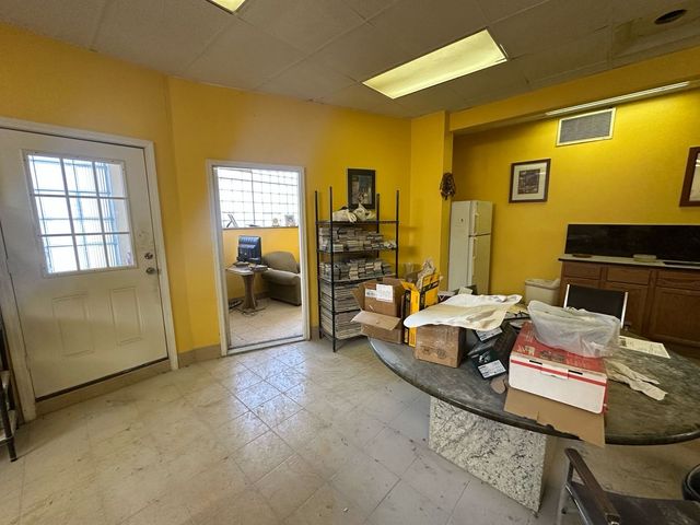 815 S cicero Avenue, Chicago, IL 60644