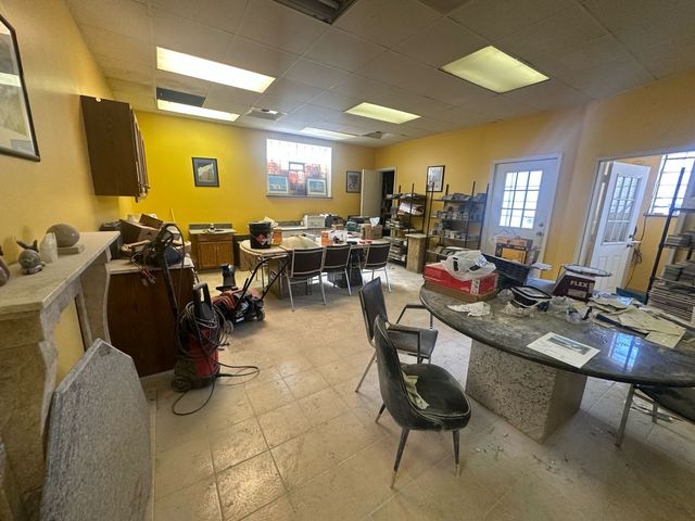 815 S cicero Avenue, Chicago, IL 60644