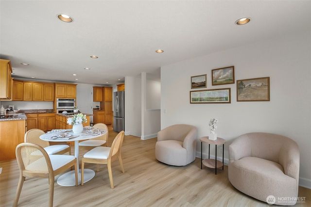 6164 NE 192nd Street, Kenmore, WA 98028