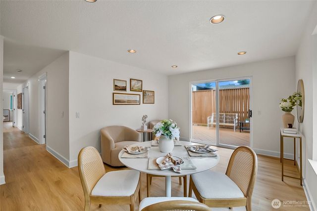 6164 NE 192nd Street, Kenmore, WA 98028