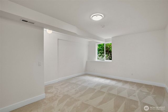 6164 NE 192nd Street, Kenmore, WA 98028