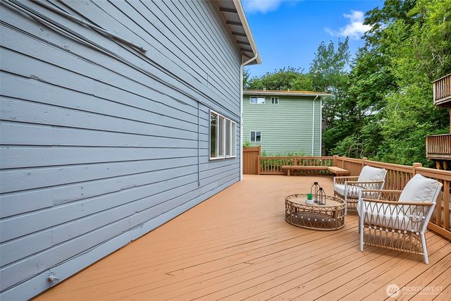 6164 NE 192nd Street, Kenmore, WA 98028