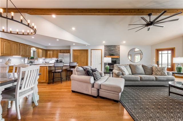 30 Heather Drive, Bella Vista, AR 72715