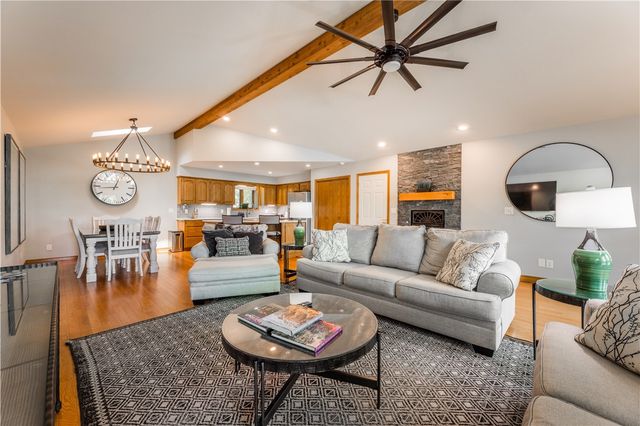 30 Heather Drive, Bella Vista, AR 72715