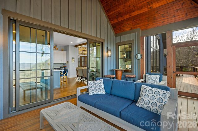 1839 Grandview Drive, Tuckasegee, NC 28783