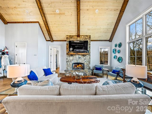 1839 Grandview Drive, Tuckasegee, NC 28783