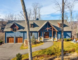 1839 Grandview Drive, Tuckasegee, NC 28783