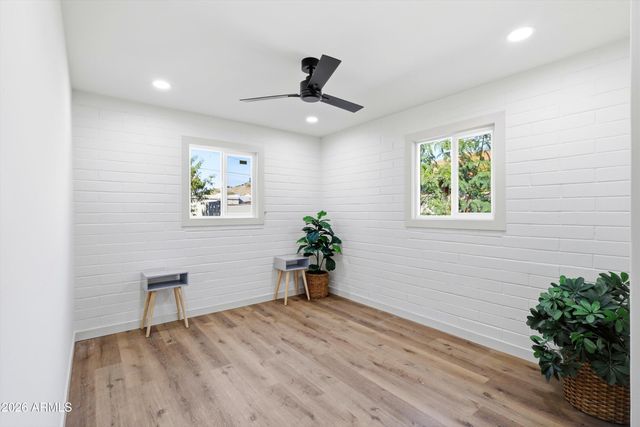 8112 E 1ST Avenue, Mesa, AZ 85208