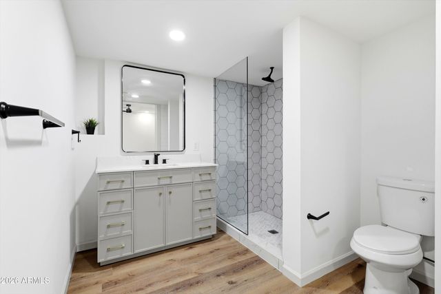 8112 E 1ST Avenue, Mesa, AZ 85208