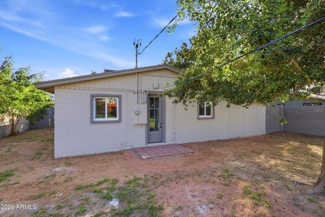 8112 E 1ST Avenue, Mesa, AZ 85208