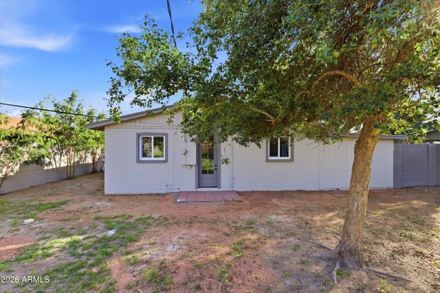 8112 E 1ST Avenue, Mesa, AZ 85208