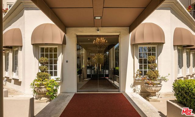 1424 N Crescent Heights Boulevard 61, Los Angeles, CA 90046