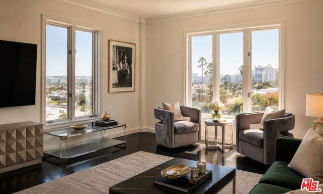 1424 N Crescent Heights Boulevard 61, Los Angeles, CA 90046