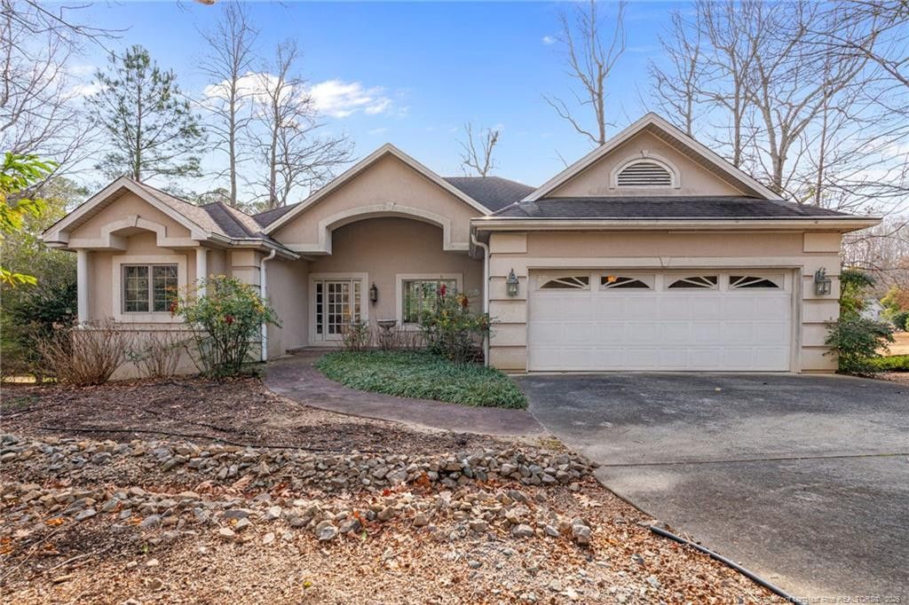 774 Troon Circle, Sanford, NC 27332