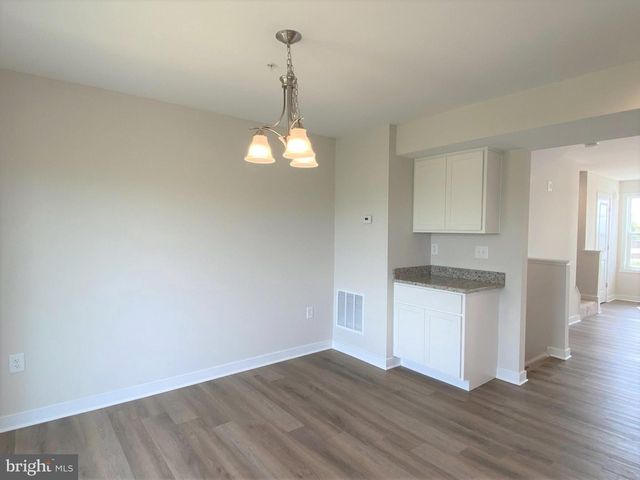 90 MOSES DRIVE, Martinsburg, WV 25405