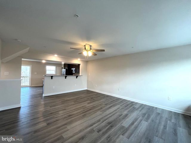 90 MOSES DRIVE, Martinsburg, WV 25405
