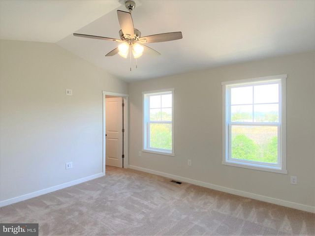 90 MOSES DRIVE, Martinsburg, WV 25405