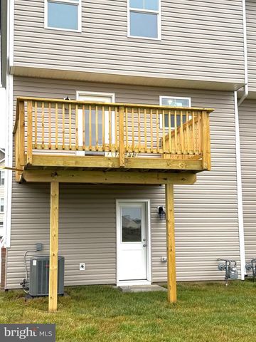 90 MOSES DRIVE, Martinsburg, WV 25405