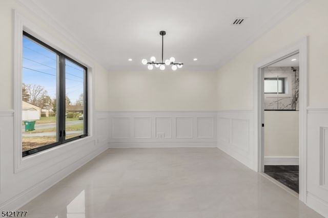 6 E Knollwood Rd, Edison Twp., NJ 08817
