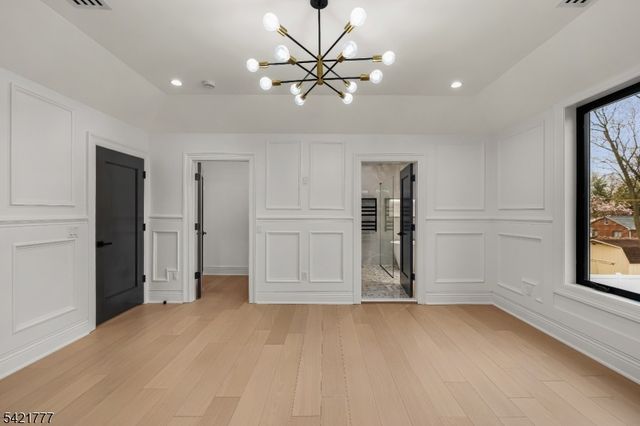 6 E Knollwood Rd, Edison Twp., NJ 08817