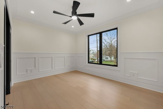 6 E Knollwood Rd, Edison Twp., NJ 08817