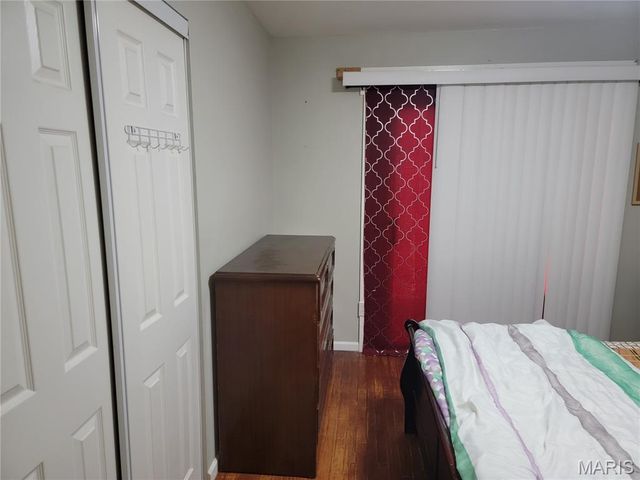 8111 Southpark Court, St Louis, MO 63125