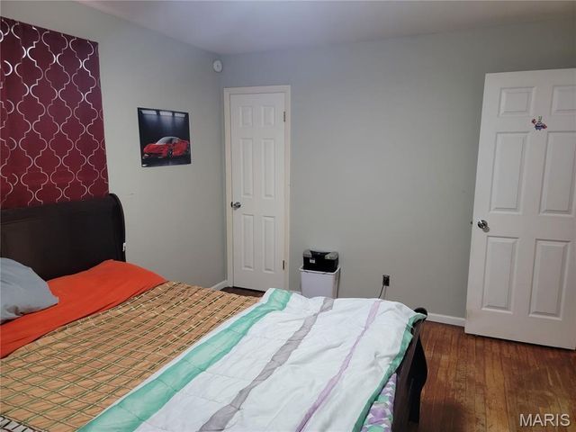 8111 Southpark Court, St Louis, MO 63125