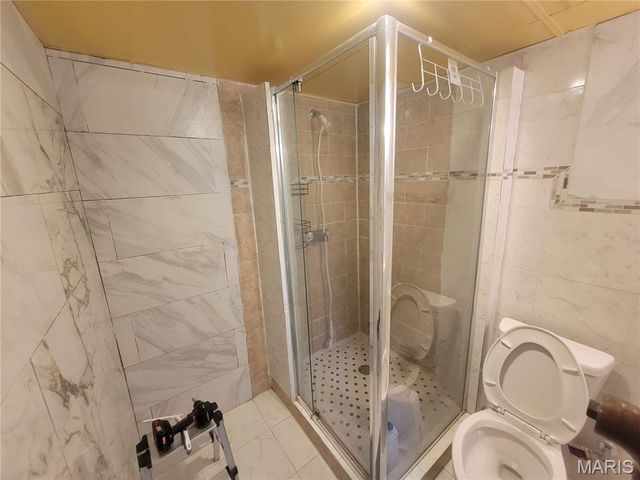 8111 Southpark Court, St Louis, MO 63125