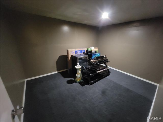 8111 Southpark Court, St Louis, MO 63125