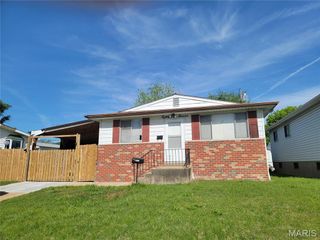 8111 Southpark Court, St Louis, MO 63125