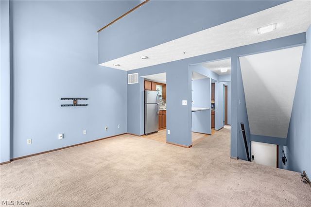 621 Center Avenue, Cuyahoga Falls, OH 44221