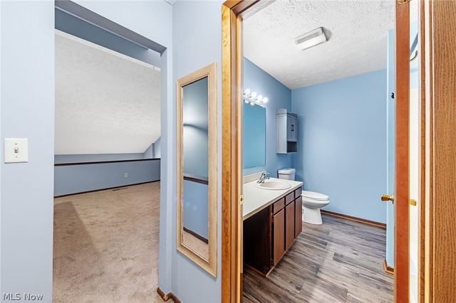 621 Center Avenue, Cuyahoga Falls, OH 44221