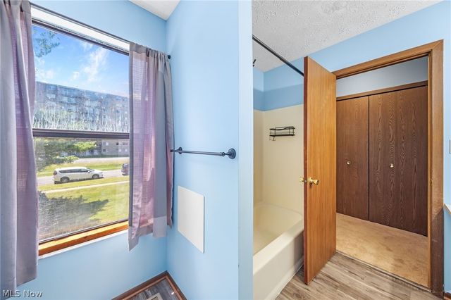 621 Center Avenue, Cuyahoga Falls, OH 44221