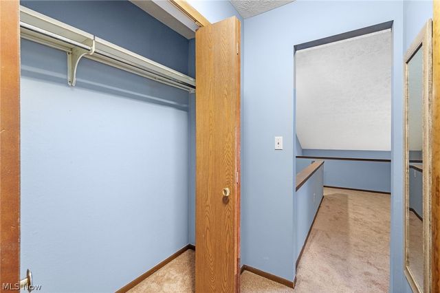 621 Center Avenue, Cuyahoga Falls, OH 44221